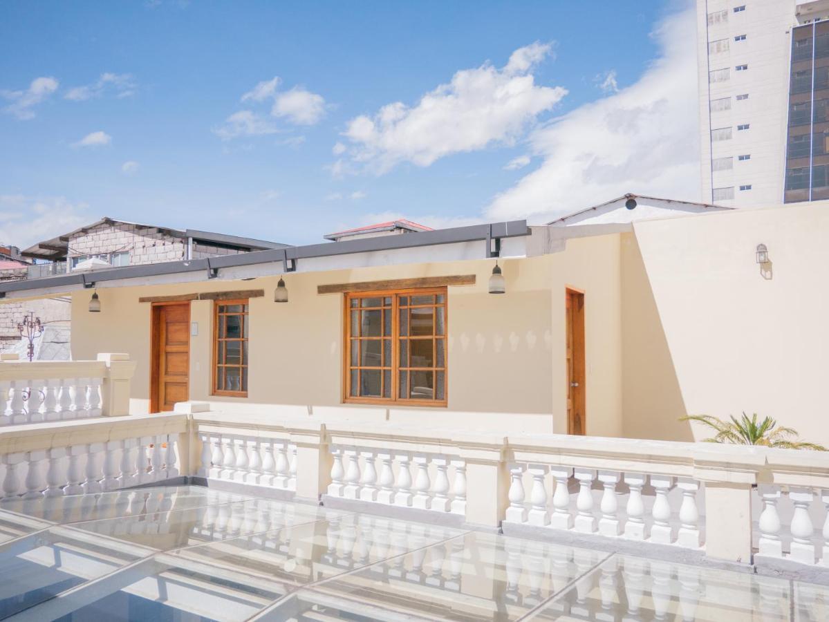 Casona 1914 Quito - Gothic Cathedral View Rooftop 外观 照片